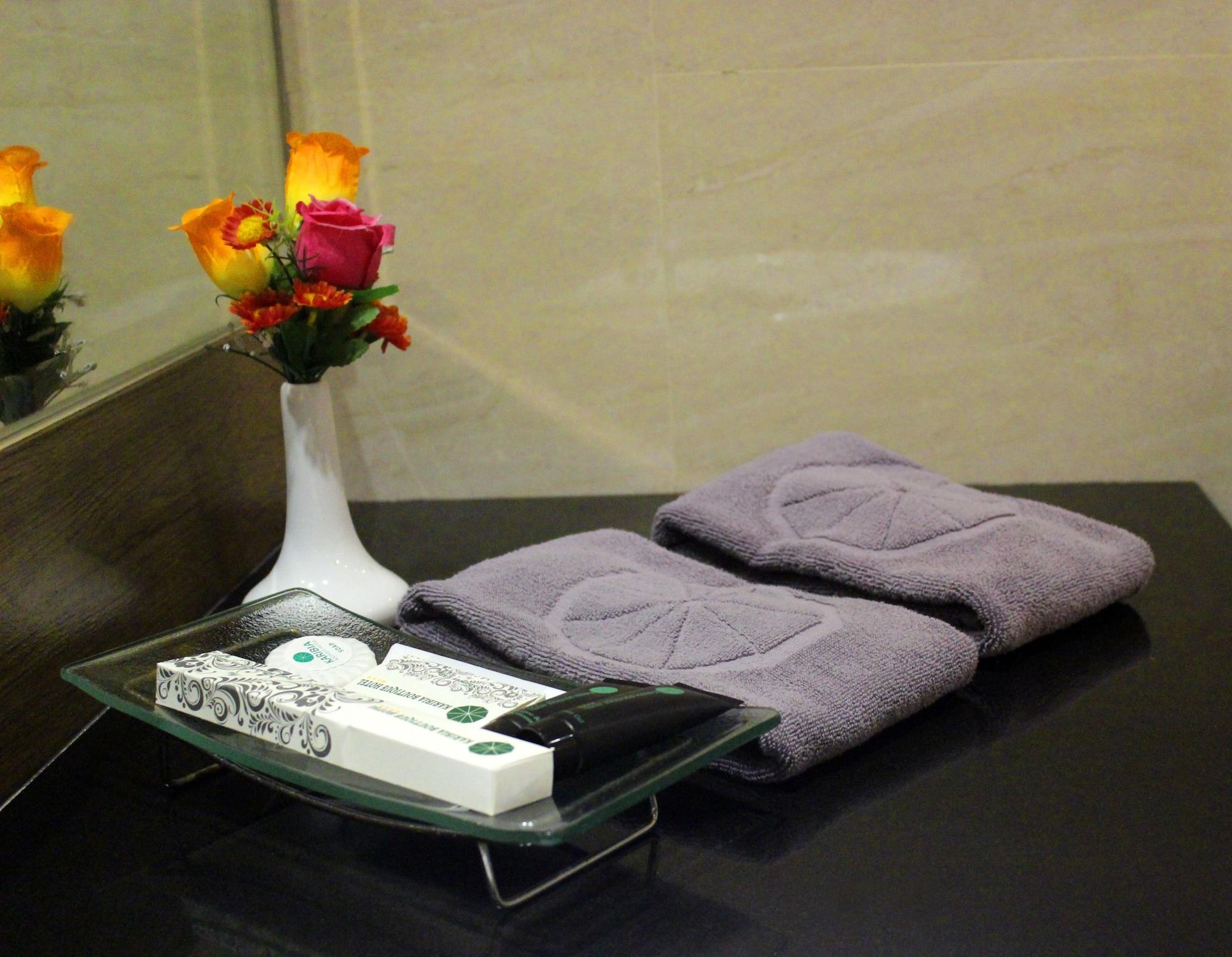 Karibia Boutique Hotel Medan Luaran gambar