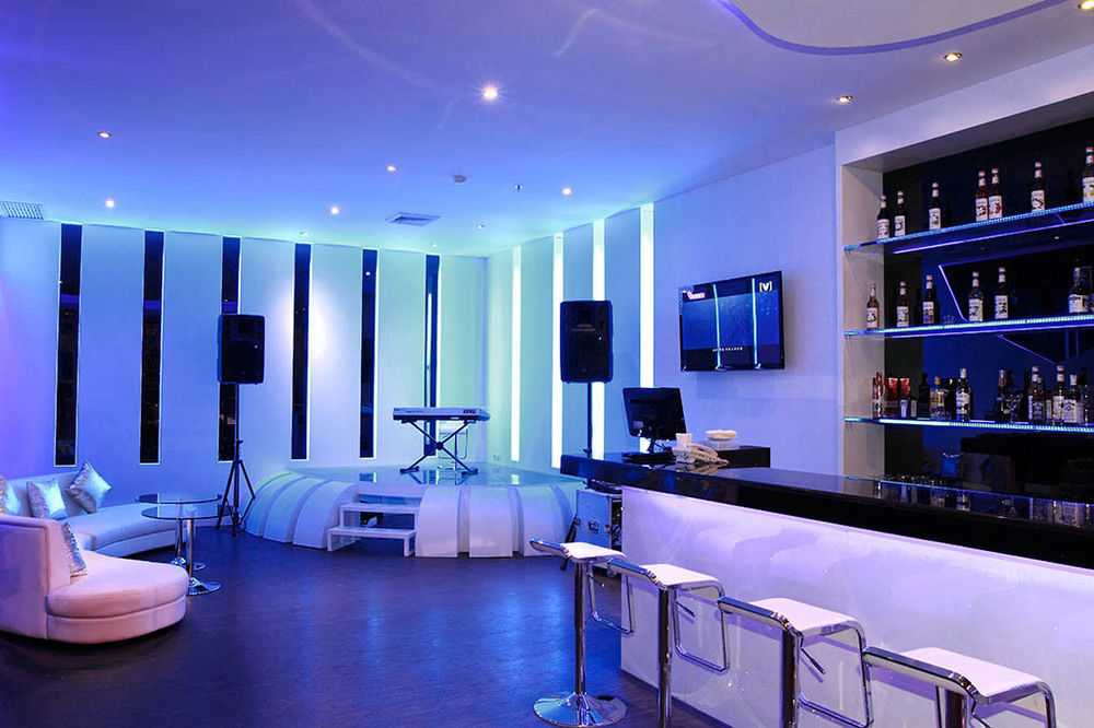 Karibia Boutique Hotel Medan Luaran gambar