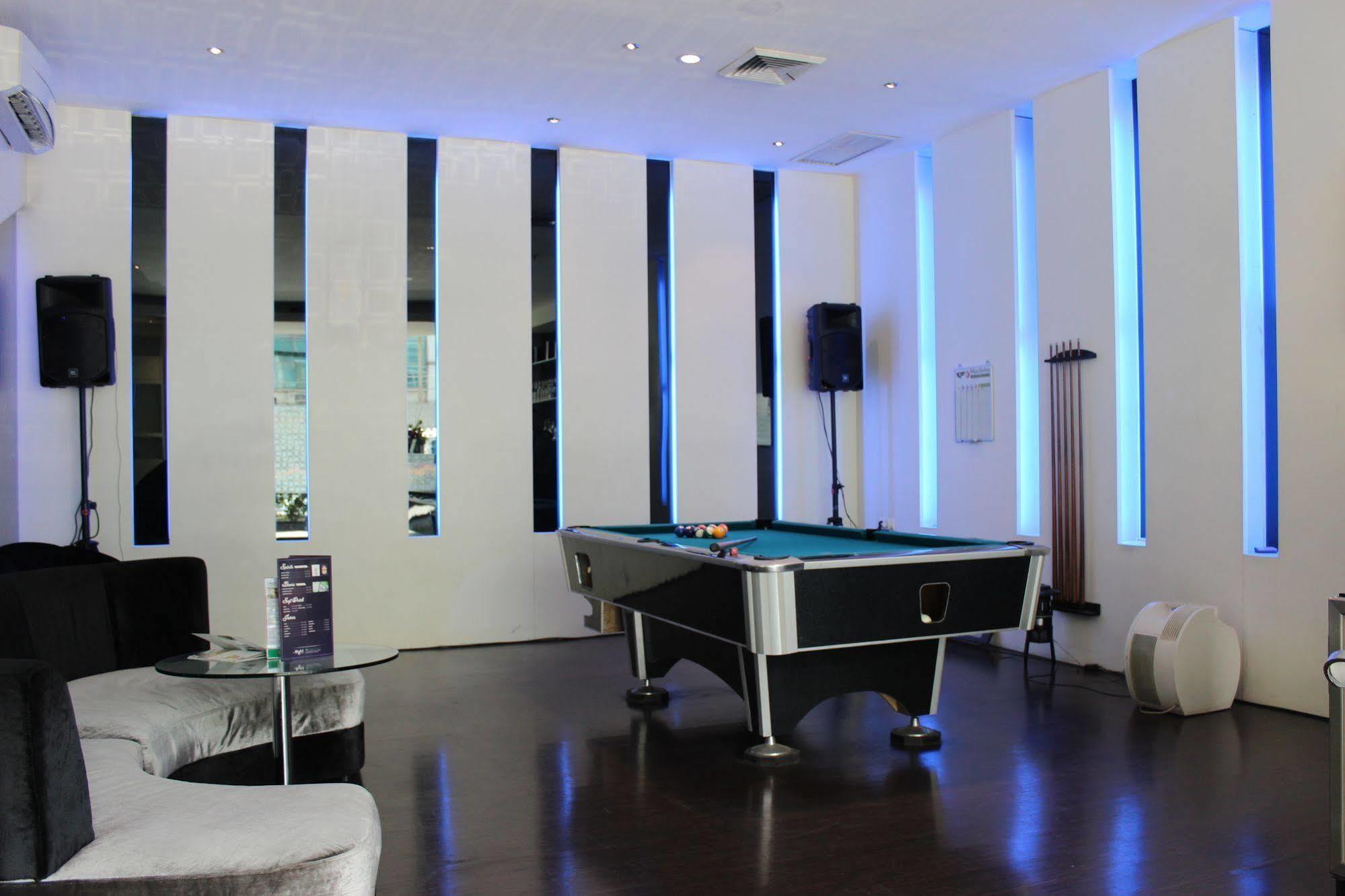 Karibia Boutique Hotel Medan Luaran gambar