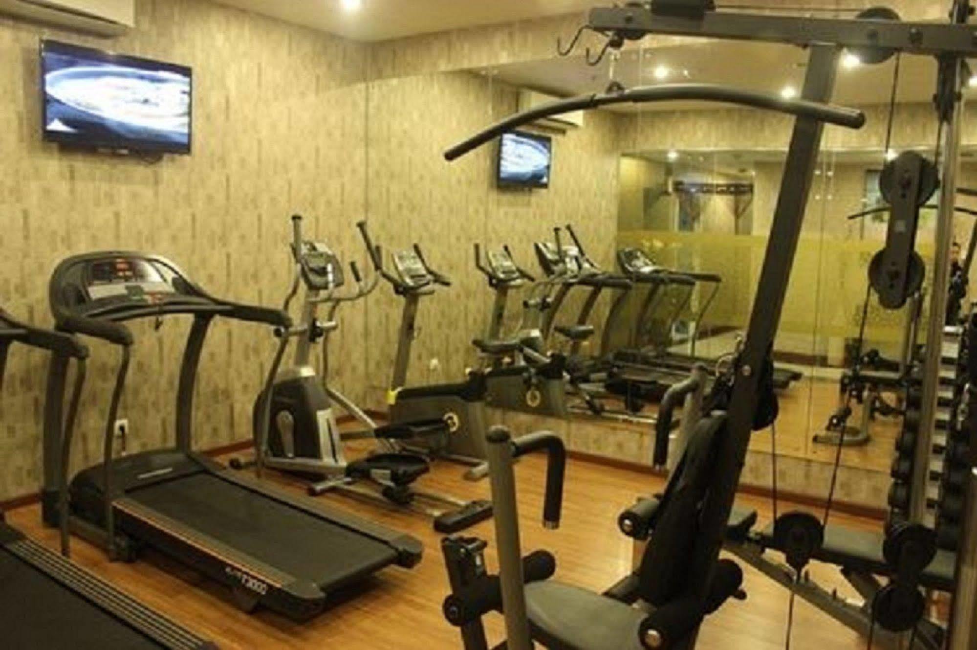 Karibia Boutique Hotel Medan Luaran gambar